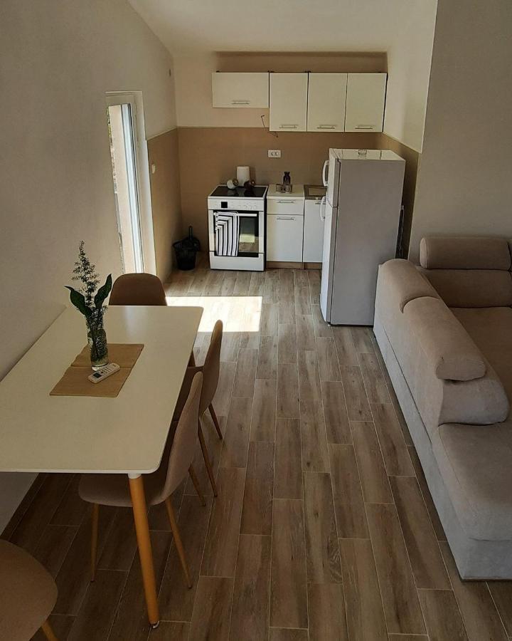Apartmani Emma Kotor Buitenkant foto