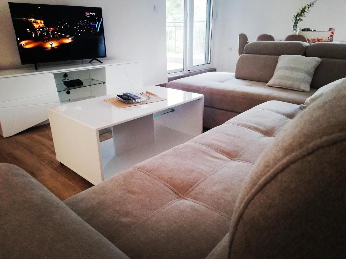 Apartmani Emma Kotor Buitenkant foto