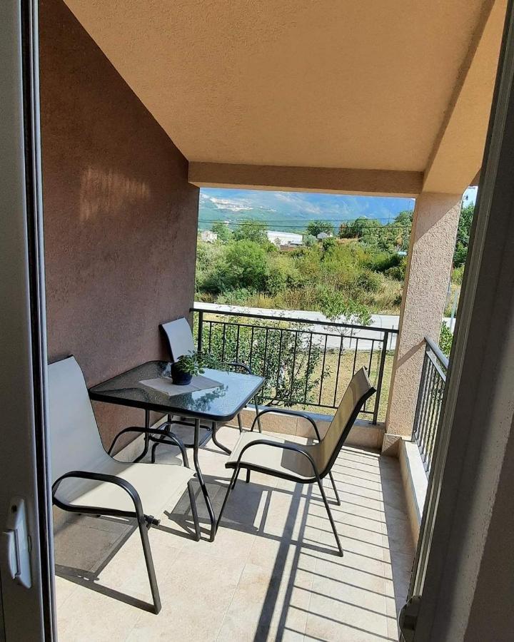 Apartmani Emma Kotor Buitenkant foto