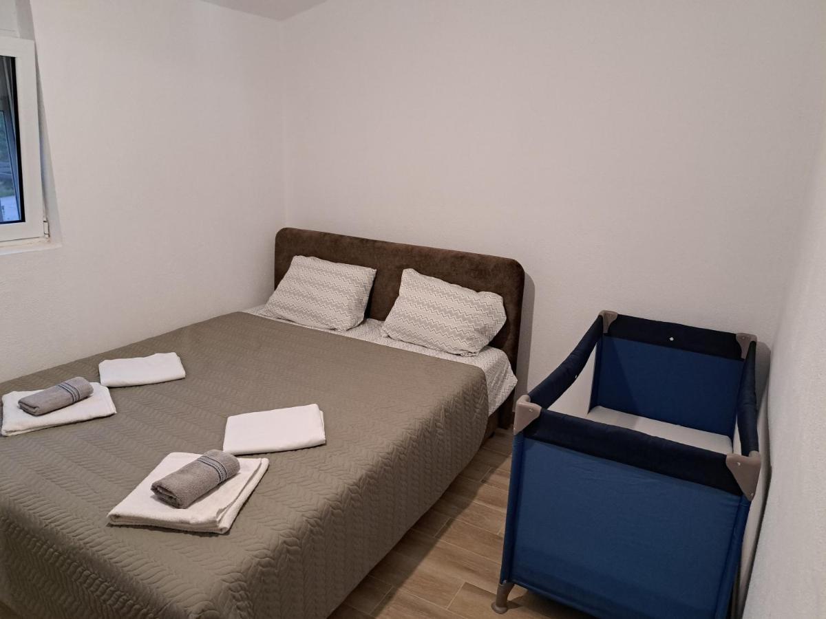 Apartmani Emma Kotor Buitenkant foto