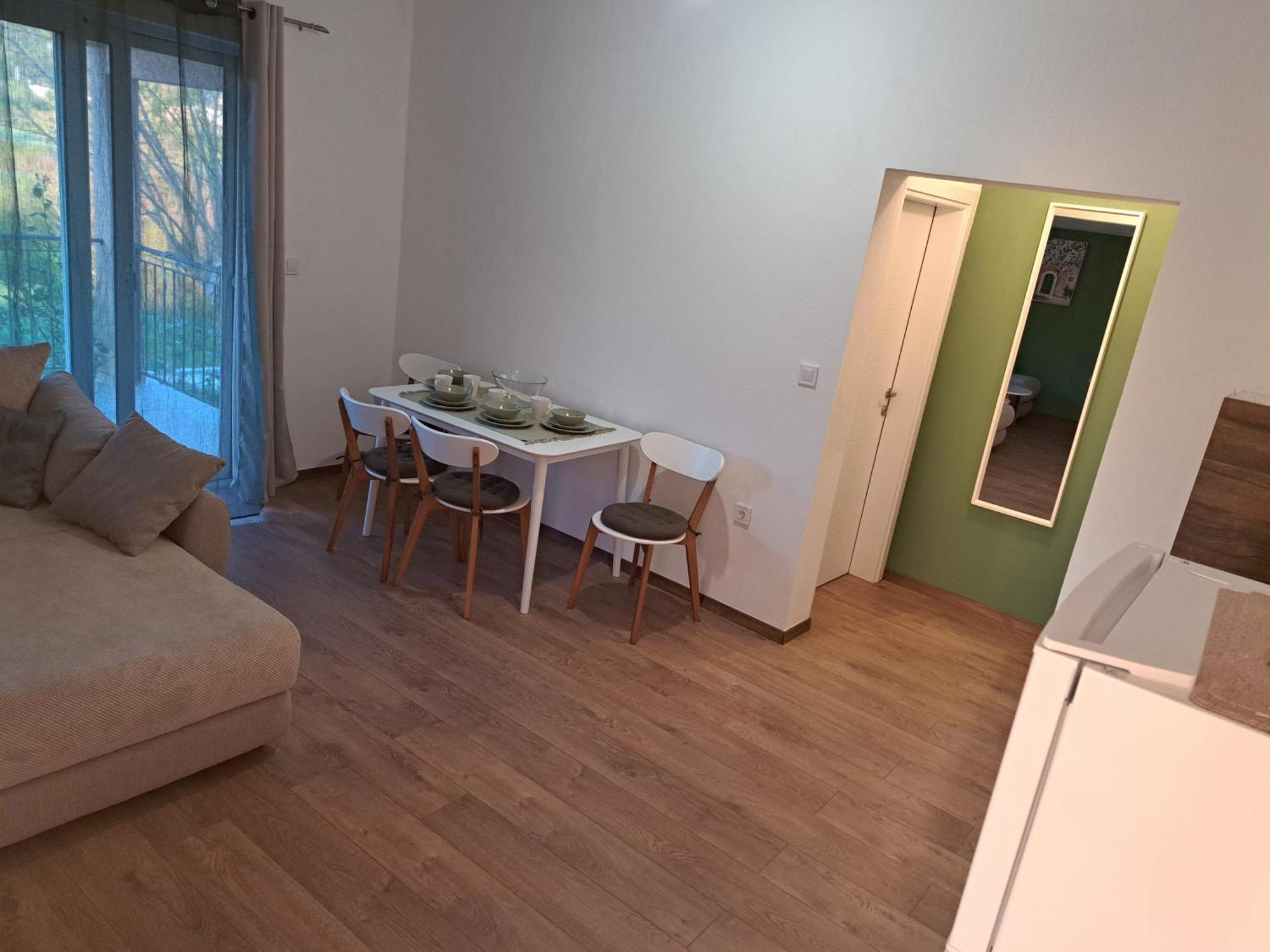 Apartmani Emma Kotor Kamer foto